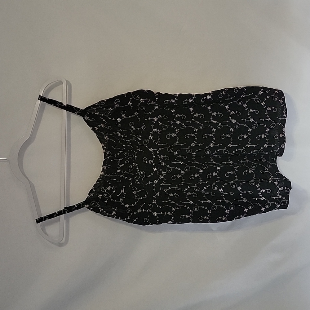 Black Sleeveless Top